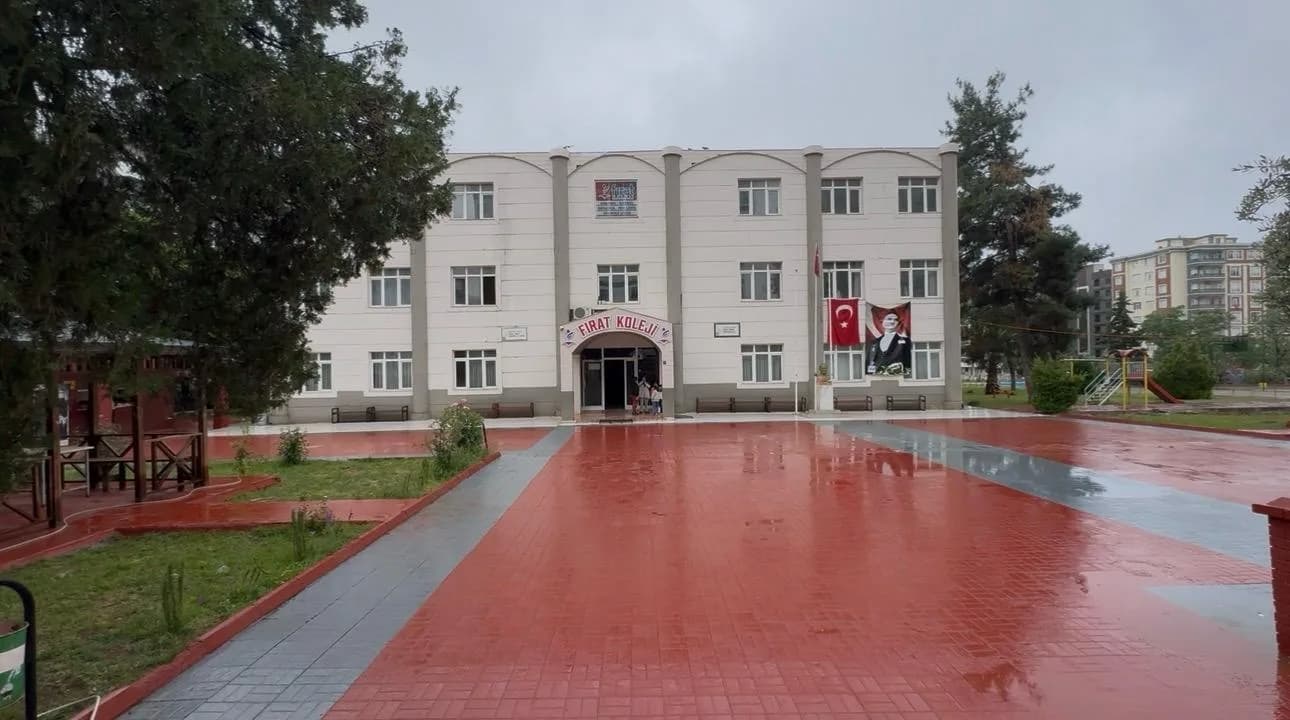 Fırat Eğitim Kurumları okul binası